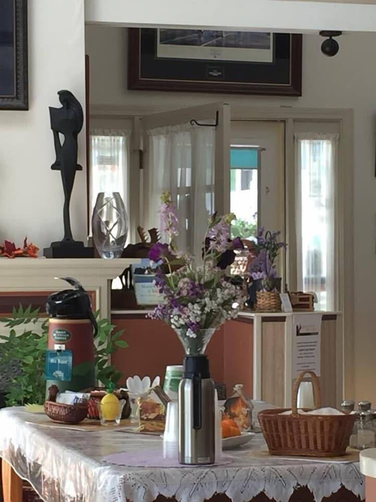 Mount Battie Inn Lincolnville Extérieur photo